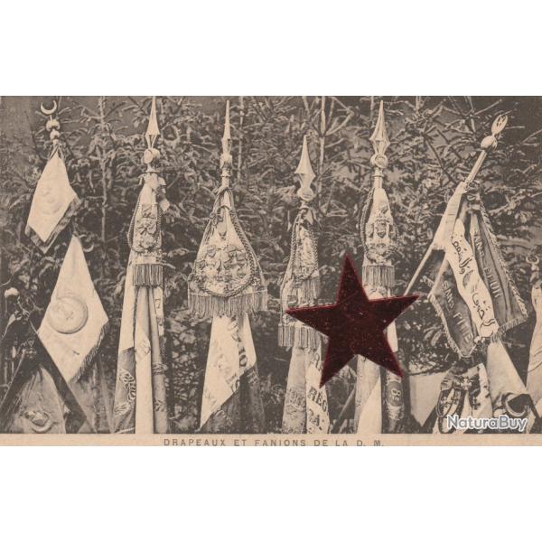 CPA - LES DRAPEAUX DE LA D. M. N�114