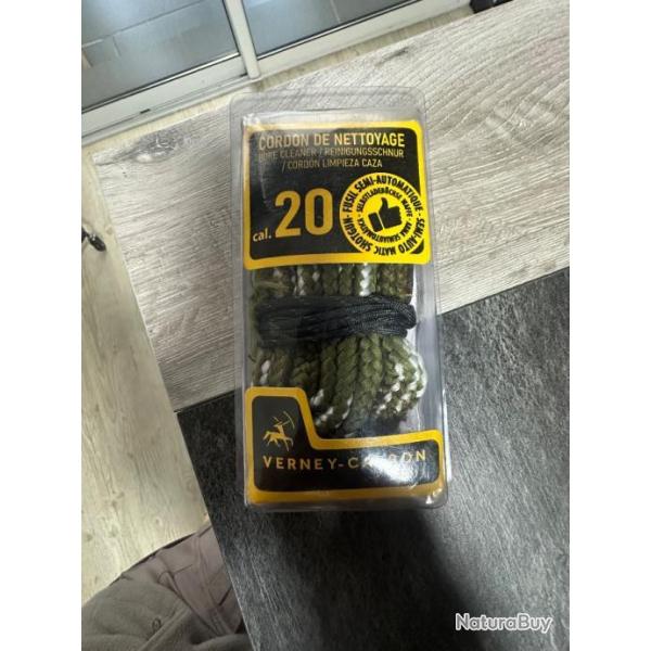 Cordon de nettoyage neuf calibre 20 de marque Verney-Carron.