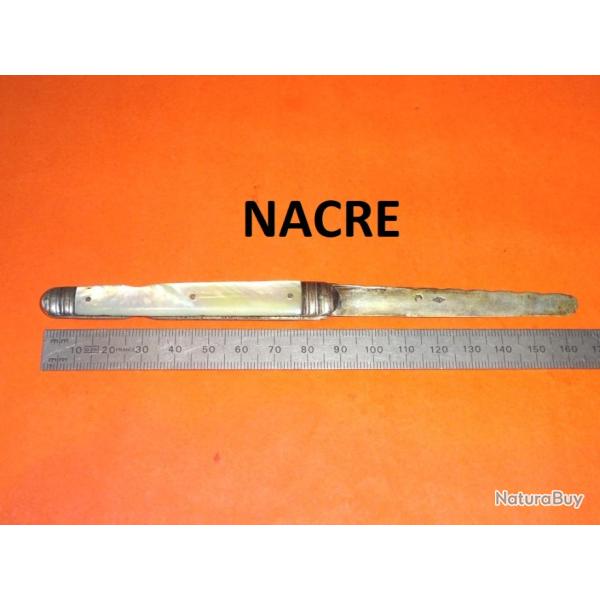 couteau manche NACRE guilloch� (ressort cass� et nacre f�l�e) - VENDU PAR JEPERCUTE (D24H64)