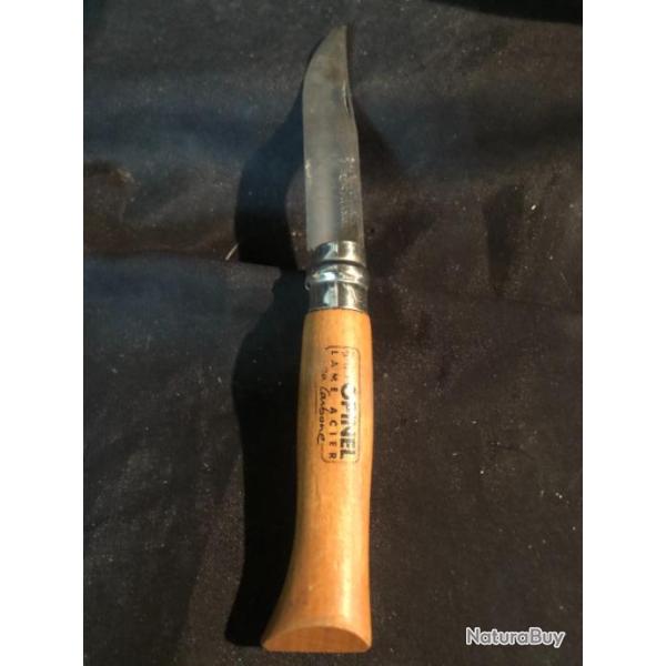 couteau opinel lame acier carbone n�8