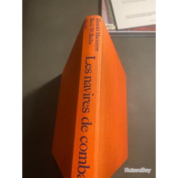 Les navires de combat � travers les ages,  reli�, illustr� (ma r�f: 281 � )