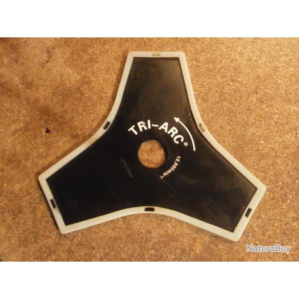 Lame d�broussailleuse 3 dents Tri-Arc neuve