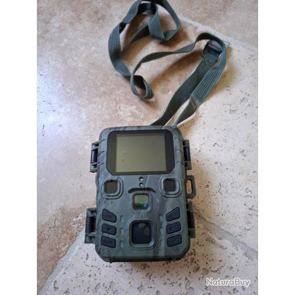 Digital trail camera