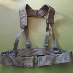 BRELAGE ET CEINTURON US EN TOILE, M56, AVEC SAC DE COMBAT, PERIODE GUERRE DU VIETNAM