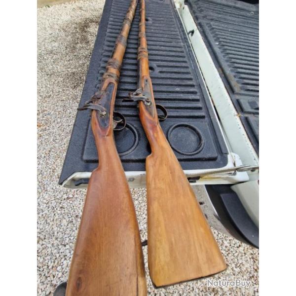 2 x Fusils de collection  et de decoration( africain )