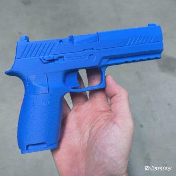 Pistolet SIG P320 factice bleu - Thegripkipper Laser Gun