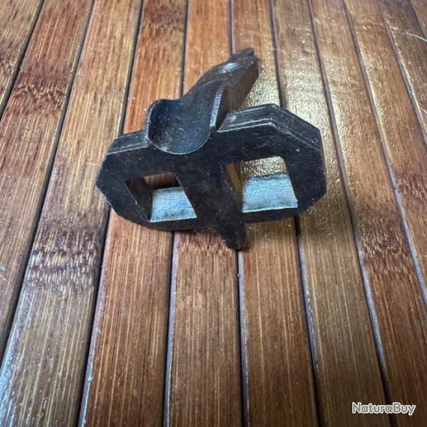 QUEUE DE CULASSE GRAV�E DE FUSIL A PERCUSSION