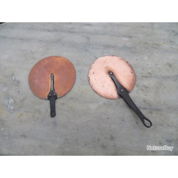 Paire d'ancien grand couvercle de casserole en cuivre, �tam� avec poign�e en fonte- FRANCE (1900)