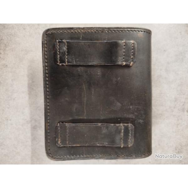 Cartouchi�re cuir Lebel