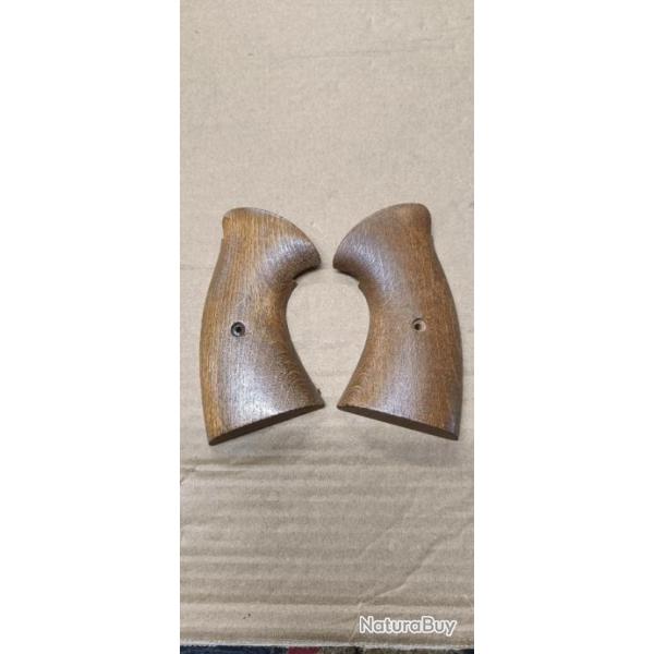 plaquettes - poign�e revolver � identifier (2048)