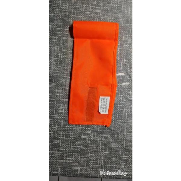 Brassard fluorescence  x3