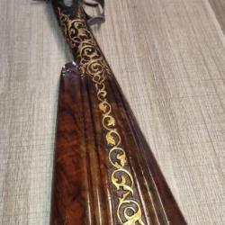 100% fonctionnel fusil de grand luxe sign&eacute; crosse sculpt&eacute;e et dor&eacute;e canon damas Leclerc Bte du Roi