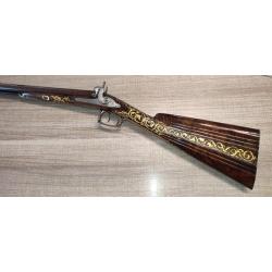 100% fonctionnel fusil de grand luxe sign&eacute; crosse sculpt&eacute;e et dor&eacute;e canon damas Leclerc Bte du Roi