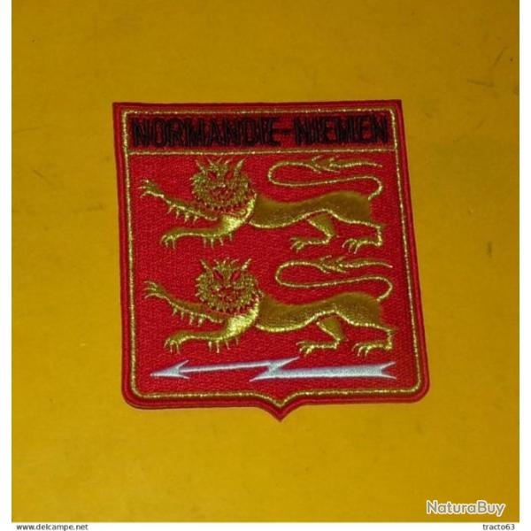 TISSU PATCH :� NORMANDIE - NIEMEN�� , DIAMETRE 9 CM , BON ETAT VOIR PHOTO . POUR TOUT RENSEIGNEMENT