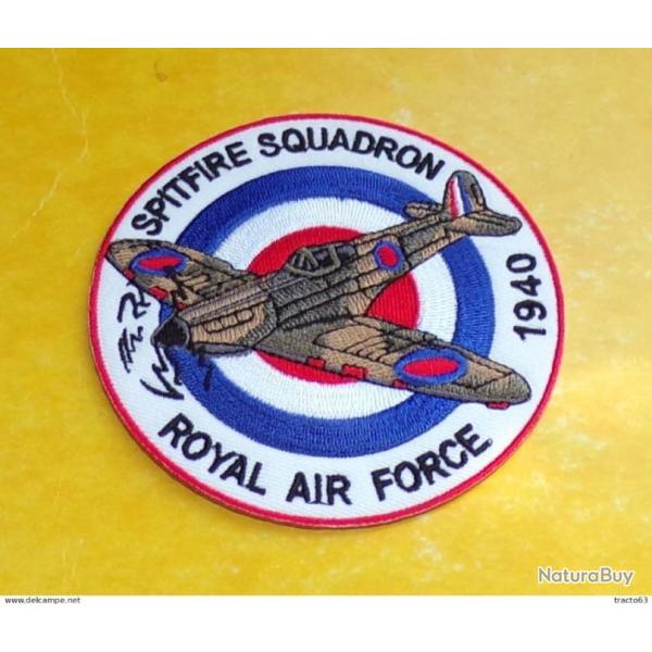 TISSU PATCH : SPITFIRE SQUADRON , ROYAL AIR FORCE 1940, DIAMETRE 9CM , BON ETAT VOIR PHOTOS . PO