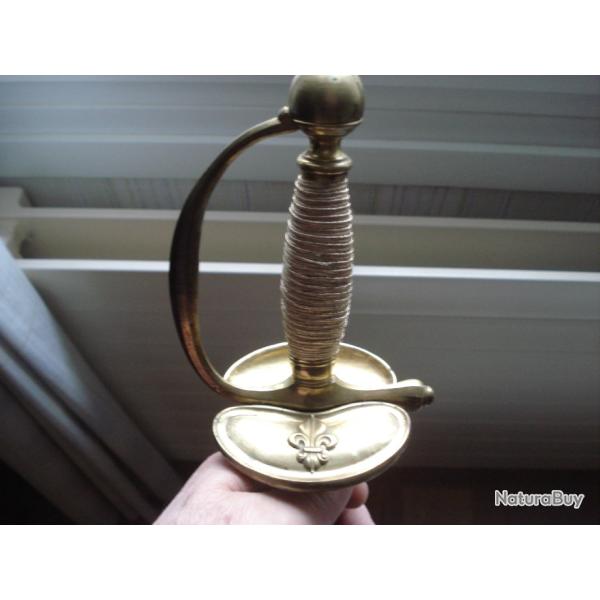 EPEE D'UNIFORME D'OFFICIER D'INFANTERIE MODELE 1816  Ier type . RESTAURATION