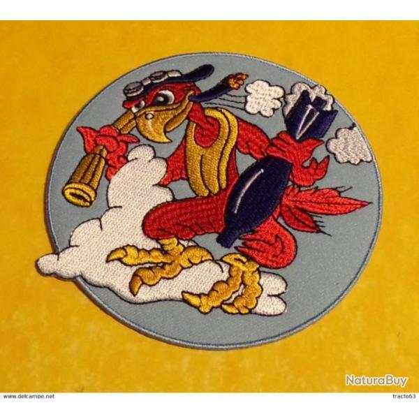 TISSU PATCH : ESCADRILLE DE BOMBARDEMENT DE L'ARMEE DE L'AIR , DIAMETRE 9CM , BON ETAT VOIR PHOTO