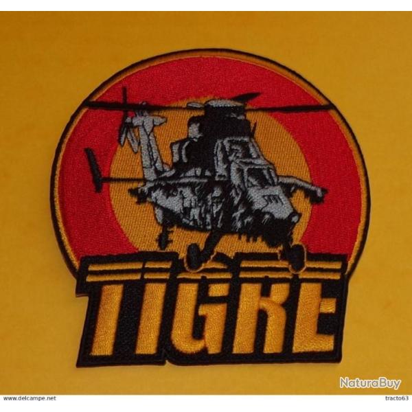 TISSU PATCH : HELICOPTERE DE COMBAT TIGRE , DIAMETRE 10 CM , BON ETAT VOIR PHOTOS . POUR TOUT RENSEI