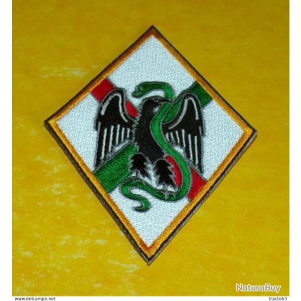 TISSU PATCH : LEGION 1er�REGIMENT ETRANGER , DIAMETRE 9�CM , BON ETAT VOIR PHOTOS . POUR TOUT RENSEI