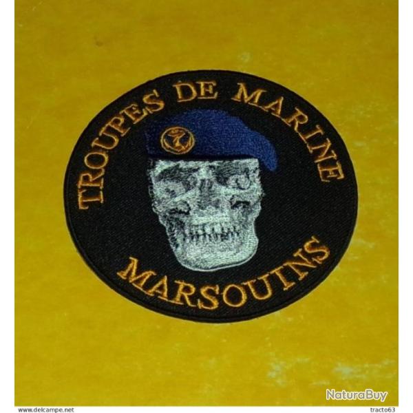TISSU PATCH : TROUPES DE MARINE , MARSOUIN�� , DIAMETRE 9 CM , BON ETAT VOIR PHOTO . POUR TOUT RENSE