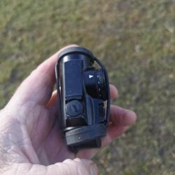 A vendre point rouge holosun avec montage blazer &eacute;tat neuf