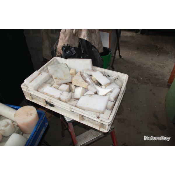 Chutes de Delrin - POM C (Plastique Blanc)