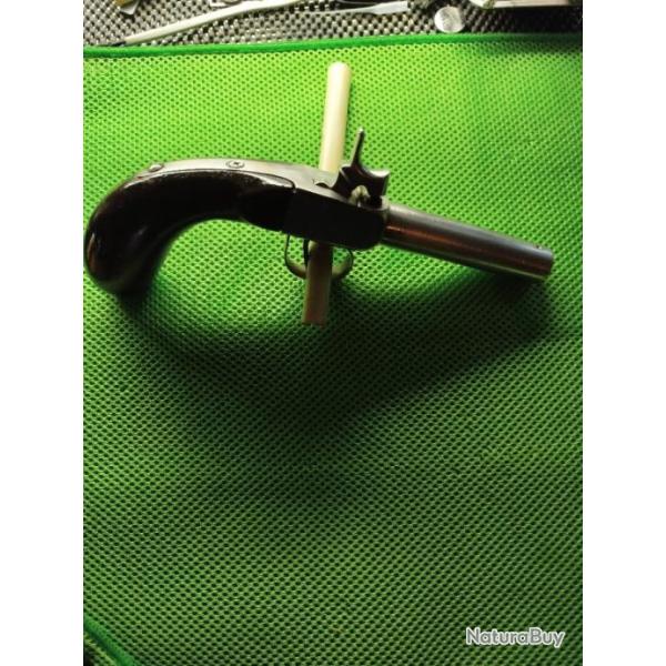 Pistolet coffre inox � poudre noir