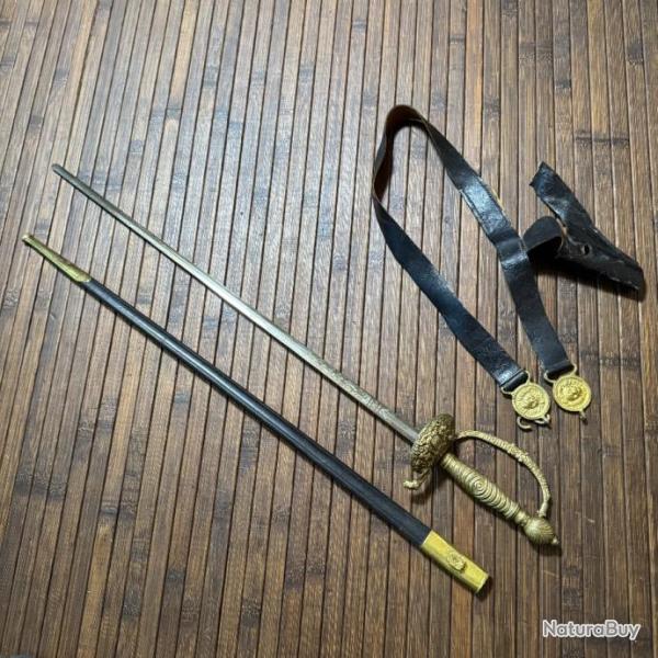 BELLE �P�E OFFICIER SUPERIEUR  PLATEAU BRONZE CISEL� COMPL�TE FOURREAU ET GOUSSET CEINTURON ENFANT