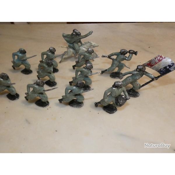 lot de 12 tirailleurs senegalais