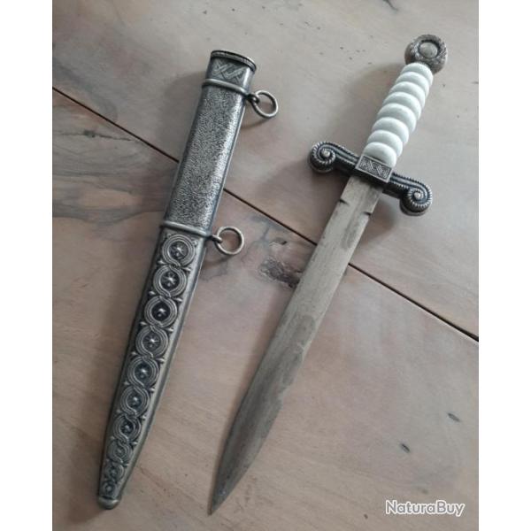 Dague Croate d'officier de l'arm�e de terre de la Seconde Guerre Mondiale mod�le 1941. Tr�s belle