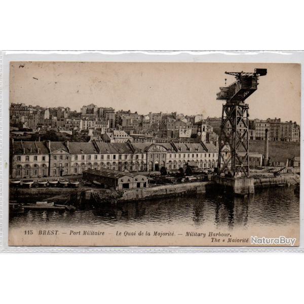 CPA -  Port Militaire de Brest ,Le Quai de la Majorile . N�1308
