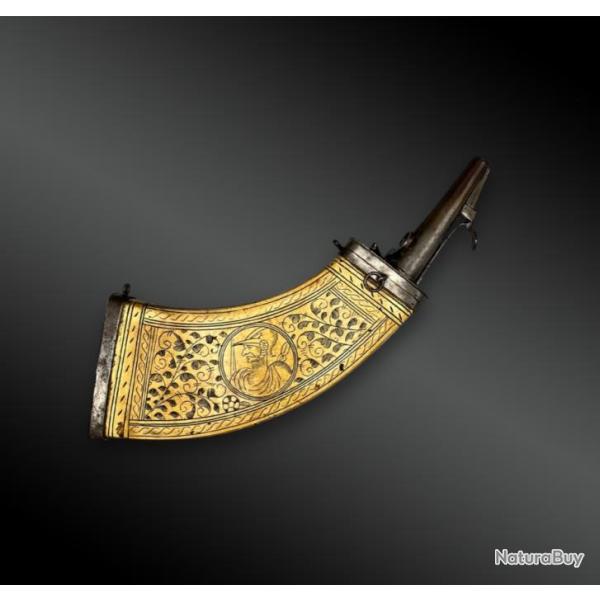 Grande POIRE � POUDRE - Europe - XVII�me