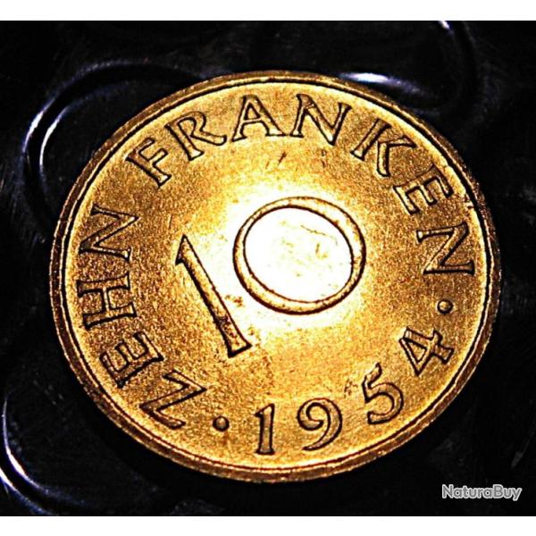 sarre  piece  de 10 frannken 1954   ttb
