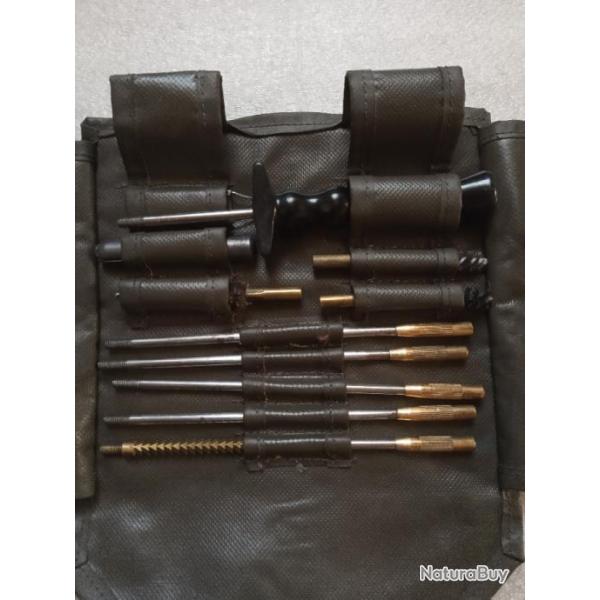 Lot 2 Trousses de nettoyage suisse cal 7,5 STG-57