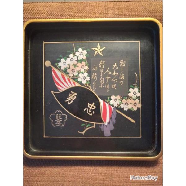 Plateau japonais ancien motifs militaires