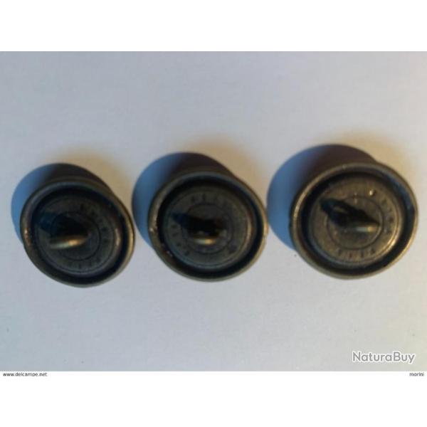 Boutons Allemant Ww 2 Avec Svastika . 18 Euros Pi�ce .