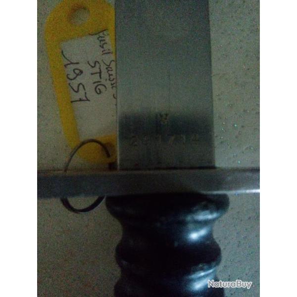 Ba�onnette STIG suisse avec son fourreau cuir