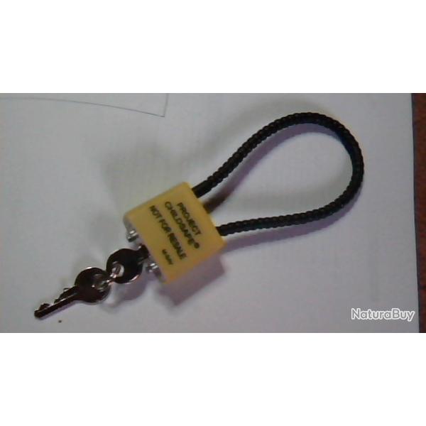 verrou de Pistolet ou de carabine � clefs