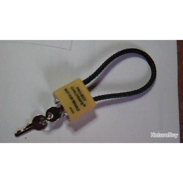 verrou de Pistolet ou de carabine � clefs