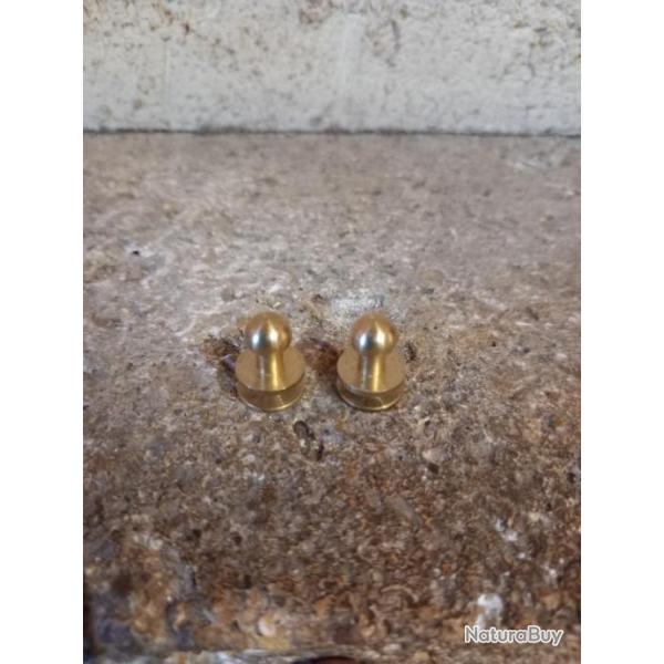 Rivets de bretelles de fusils.