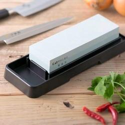 Kai AP-0305 Pierre à aiguiser avec socle 400/1000