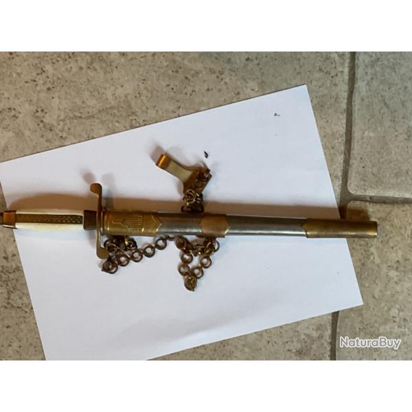 DAGUE d'officier Bulgare mod�le 1952 SUPERBE �tat