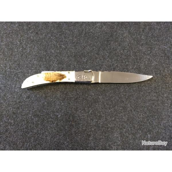 *** Le Camarguais trident forg� cisel� n�12 - R�sine Plume de B�casse ***