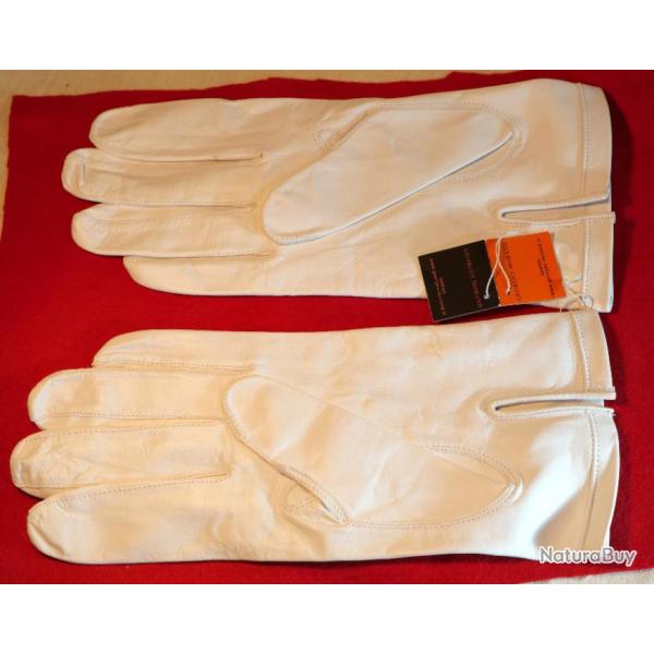 ARME FRANAISE  Paire gants blancs en cuir fin officier suprieur LBV24GAN002