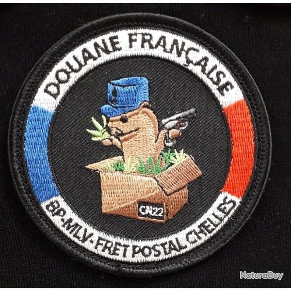 �cusson des Douanes : p�le de fret postal de Chelles