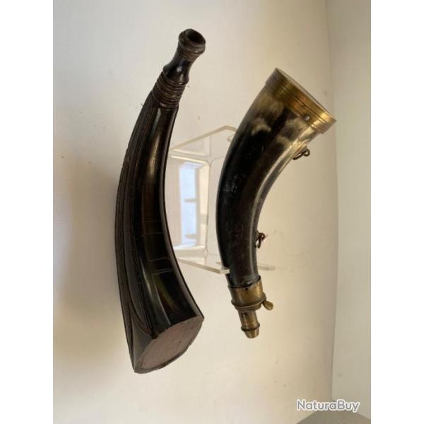 Poire � poudre en corne