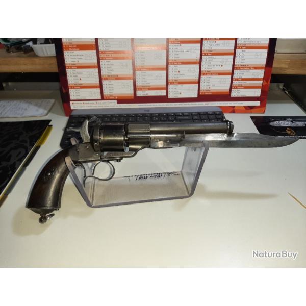 Revolver le faucheux � broche calibre 12mm avec lame amovible