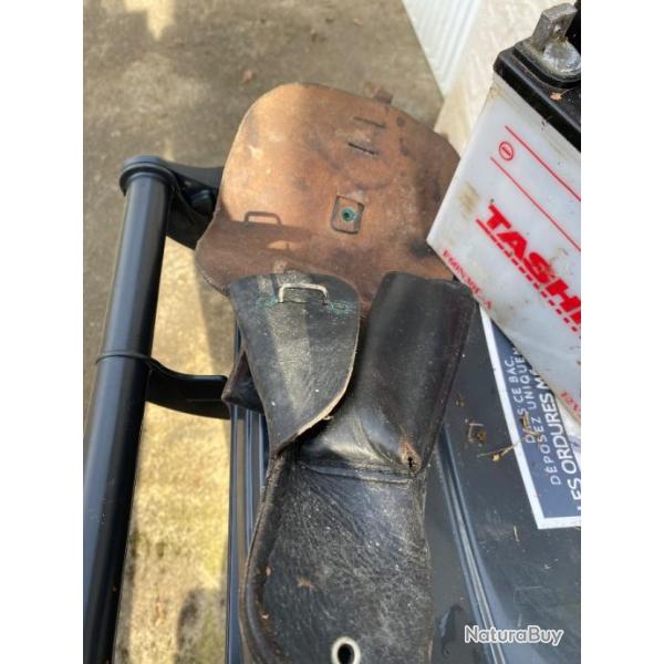 �tui pour pistolet en cuir