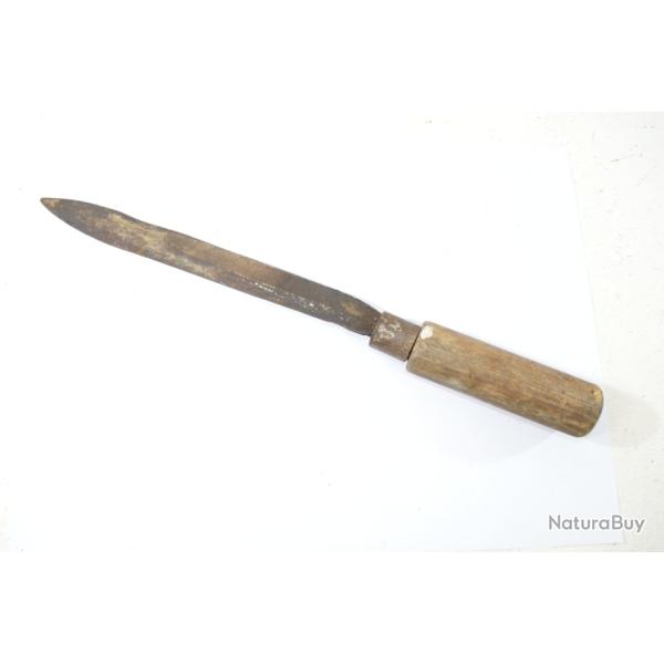 Lame de baionnette Allemande 98-05 modifi�e en couteau de fortune. Mauvais �tat