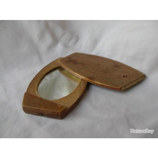 WW1 FRANCE MIROIR PLIABLE FRANCAIS R�GLEMENTAIRE MILITAIRE DE SOLDAT FRANCAIS EN BOIS 14-18